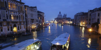 Ressourcez-vous auprès de la Sérénissime ! « Vous êtes fous, allez-vous nous rétorquer, Venise est sous l’eau ! ».